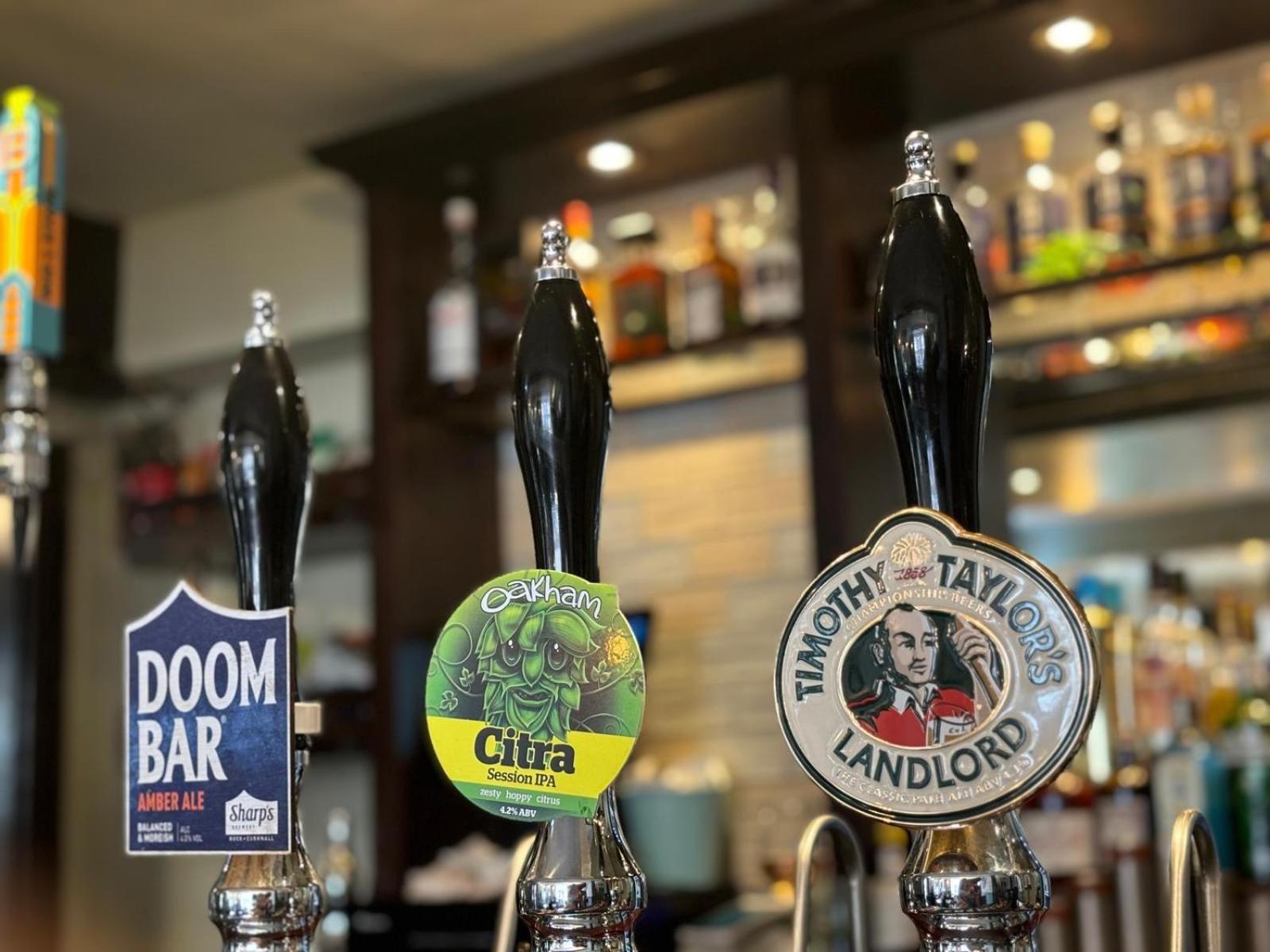 The Old Ship Inn Lowdham Buitenkant foto