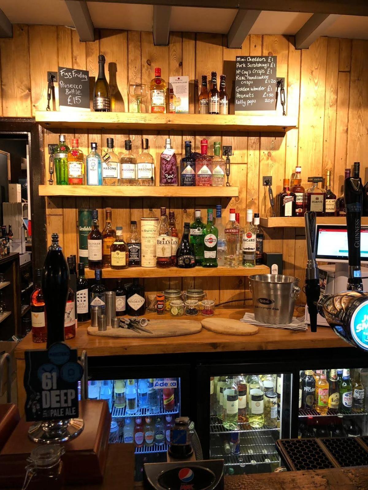 The Old Ship Inn Lowdham Buitenkant foto