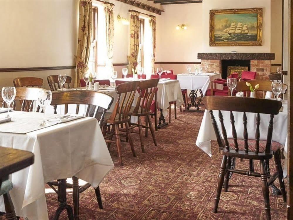 The Old Ship Inn Lowdham Buitenkant foto